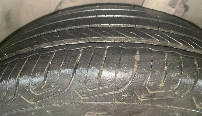 2016 Ford Ecosport TITANIUM 1.5L PETROL, Petrol, Manual, 35,102 km, Left Front Tyre Tread