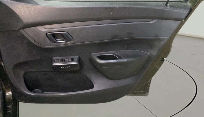 2018 Renault Kwid RXL, Petrol, Manual, 32,522 km, Driver Side Door Panels Control