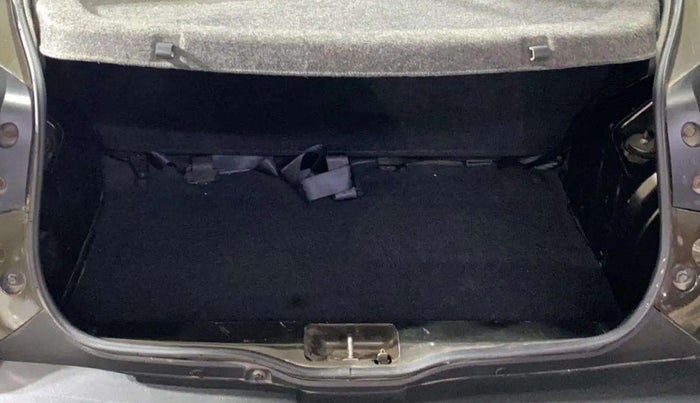 2018 Renault Kwid RXL, Petrol, Manual, 32,522 km, Boot Inside