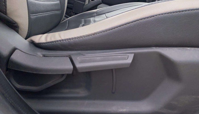 2019 Hyundai GRAND I10 NIOS SPORTZ AMT 1.2 KAPPA VTVT, Petrol, Automatic, 44,778 km, Driver Side Adjustment Panel