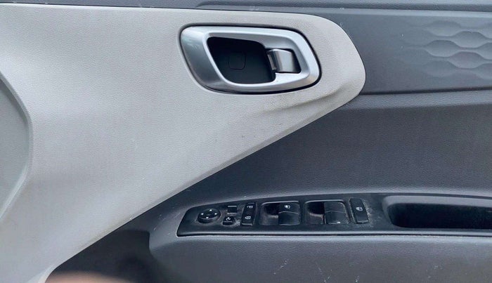 2019 Hyundai GRAND I10 NIOS SPORTZ AMT 1.2 KAPPA VTVT, Petrol, Automatic, 44,778 km, Driver Side Door Panels Control