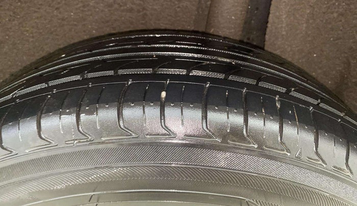 2020 Maruti Baleno ALPHA PETROL 1.2, Petrol, Manual, 39,640 km, Left Rear Tyre Tread