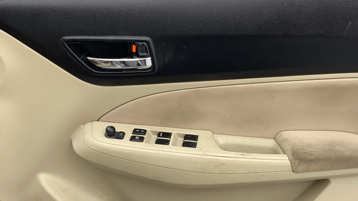 2021 Maruti Dzire VXI, Petrol, Manual, 61,669 km, Driver Side Door Panels Control