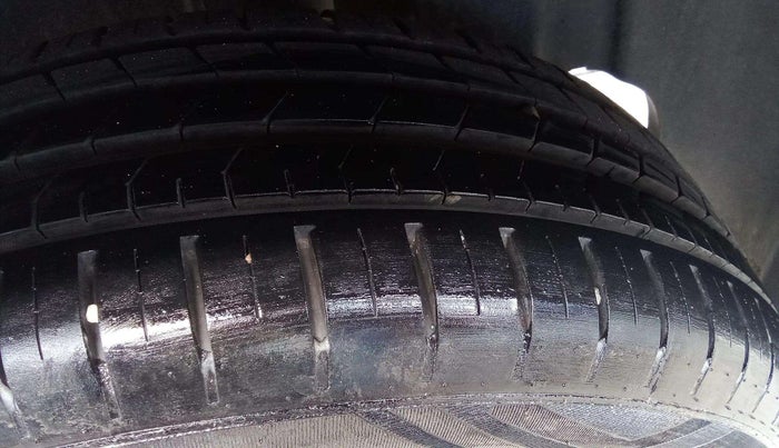 2023 Maruti Baleno ALPHA 1.2 AGS, Petrol, Automatic, 7,068 km, Left Rear Tyre Tread