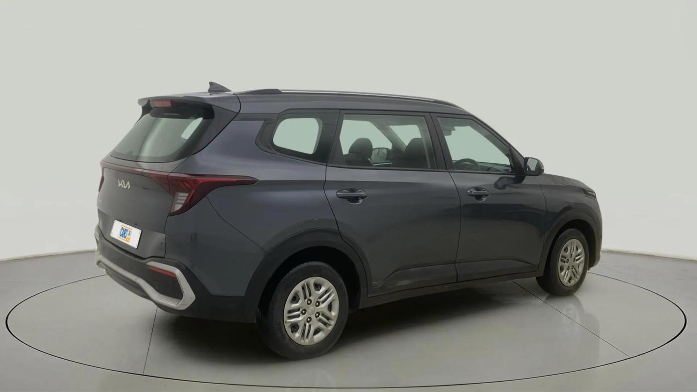 2022 KIA CARENS PRESTIGE 1.5 PETROL 7 STR, Petrol, Manual, 39,352 km, Right Back Diagonal