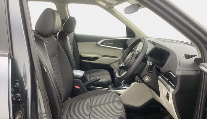2022 KIA CARENS PRESTIGE 1.5 PETROL 7 STR, Petrol, Manual, 39,352 km, Right Side Front Door Cabin