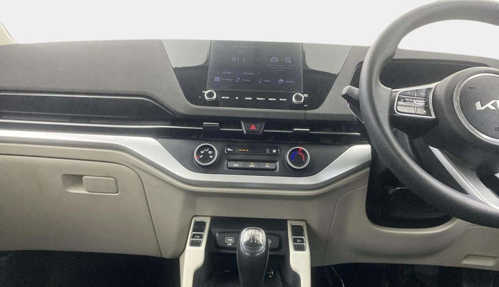 2022 KIA CARENS PRESTIGE 1.5 PETROL 7 STR, Petrol, Manual, 39,352 km, Air Conditioner