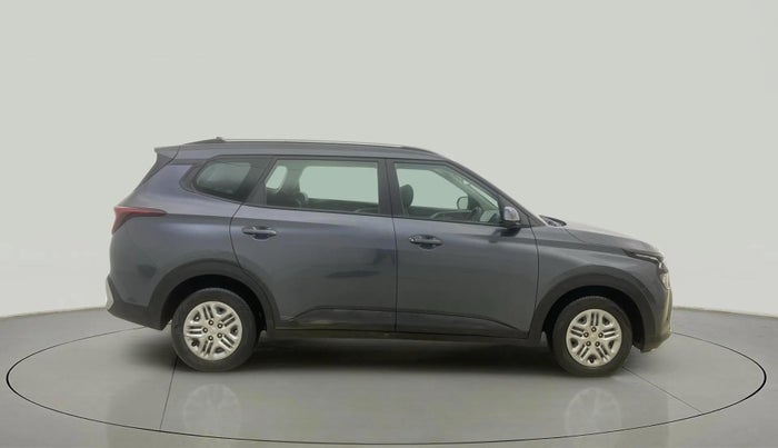 2022 KIA CARENS PRESTIGE 1.5 PETROL 7 STR, Petrol, Manual, 39,352 km, Right Side View