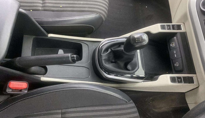 2022 KIA CARENS PRESTIGE 1.5 PETROL 7 STR, Petrol, Manual, 39,352 km, Gear Lever