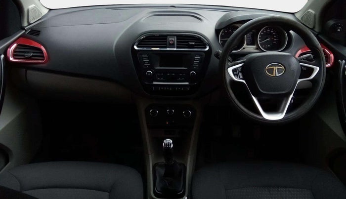 2017 Tata Tiago XZ PETROL, Petrol, Manual, 1,05,299 km, Dashboard