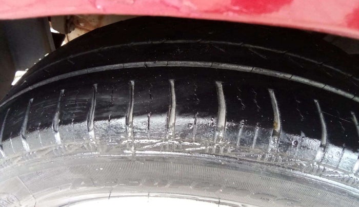 2017 Tata Tiago XZ PETROL, Petrol, Manual, 1,05,299 km, Right Rear Tyre Tread
