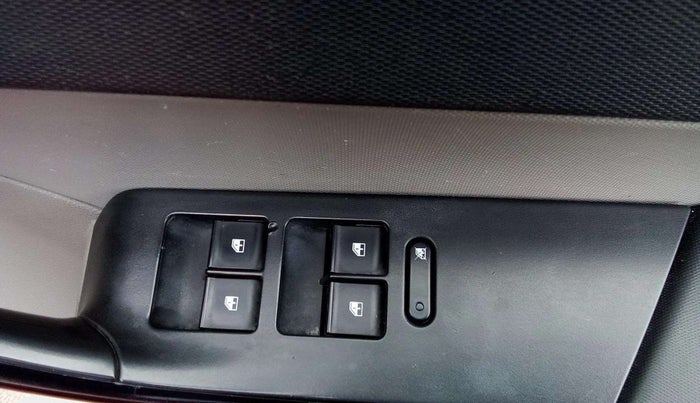 2017 Tata Tiago XZ PETROL, Petrol, Manual, 1,05,299 km, Driver Side Door Panels Control