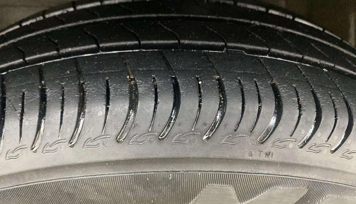 2021 Maruti S PRESSO VXI PLUS AMT, Petrol, Automatic, 37,353 km, Left Front Tyre Tread
