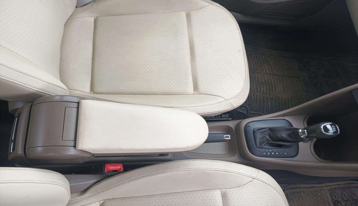 2016 Skoda Rapid 1.5 TDI CR STYLE PLUS AT, Diesel, Automatic, 85,992 km, Gear Lever