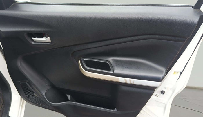 2021 Maruti Celerio ZXI, Petrol, Manual, 17,107 km, Driver Side Door Panels Control