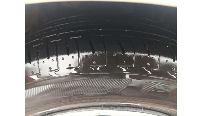 2021 Maruti Celerio ZXI, Petrol, Manual, 17,107 km, Right Front Tyre Tread
