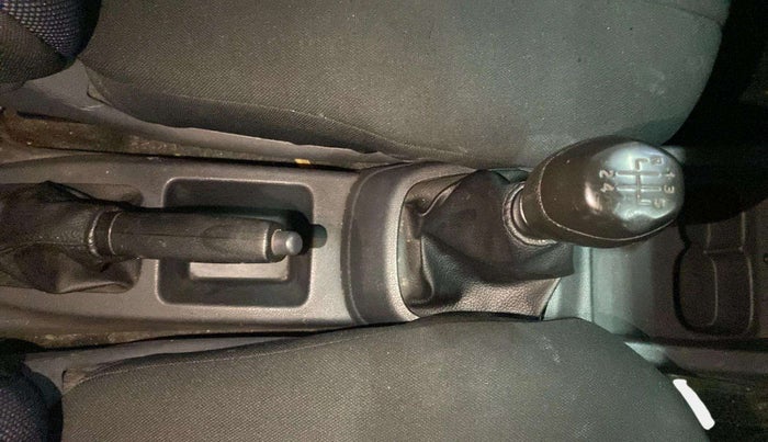 2016 Renault Kwid RXT 0.8, Petrol, Manual, 76,678 km, Gear Lever