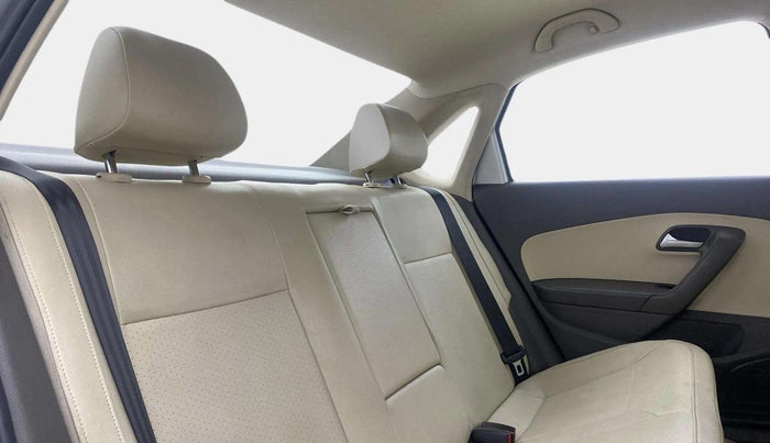 2015 Volkswagen Vento HIGHLINE PETROL AT, Petrol, Automatic, 39,366 km, Right Side Rear Door Cabin