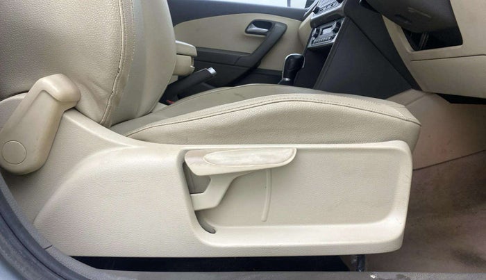 2015 Volkswagen Vento HIGHLINE PETROL AT, Petrol, Automatic, 39,366 km, Driver Side Adjustment Panel