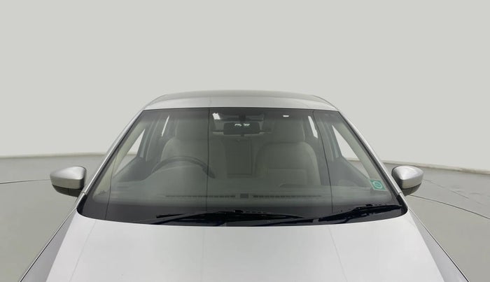 2015 Volkswagen Vento HIGHLINE PETROL AT, Petrol, Automatic, 39,366 km, Front Windshield