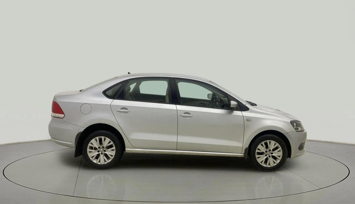 2015 Volkswagen Vento HIGHLINE PETROL AT, Petrol, Automatic, 39,366 km, Right Side View