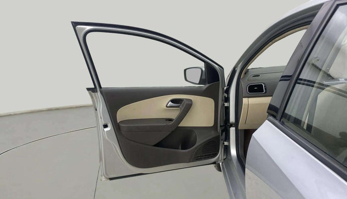2015 Volkswagen Vento HIGHLINE PETROL AT, Petrol, Automatic, 39,366 km, LHS Front Door