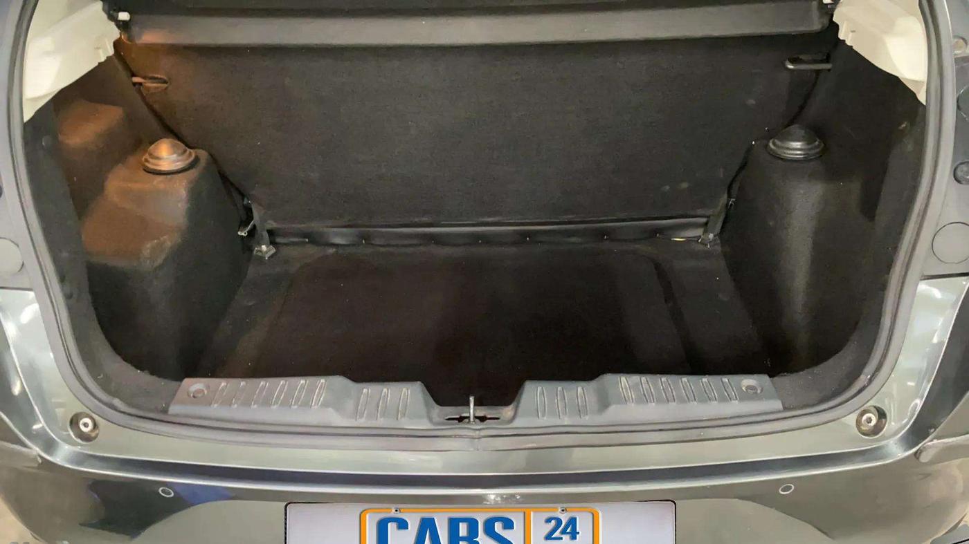 2022 Tata ALTROZ XT PETROL, Petrol, Manual, 21,905 km, Boot Inside