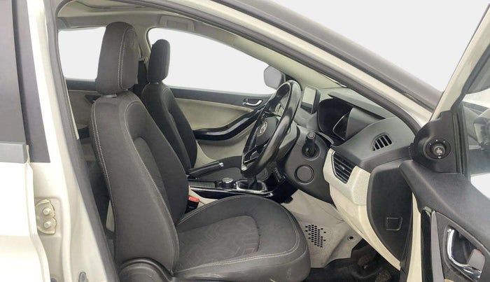 2021 Tata NEXON XZ PLUS PETROL SUNROOF, Petrol, Manual, 63,130 km, Right Side Front Door Cabin