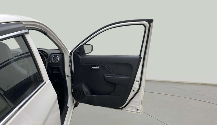 2022 Maruti Alto K10 VXI PLUS, Petrol, Manual, 54,746 km, RHS Front Door