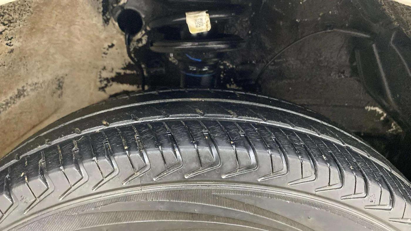 2022 Maruti Alto K10 VXI PLUS, Petrol, Manual, Right Front Tyre Tread
