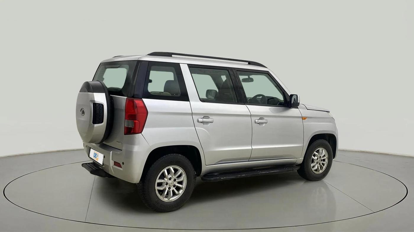 2016 Mahindra TUV300 T8 AMT, Diesel, Automatic, 91,824 km, Right Back Diagonal