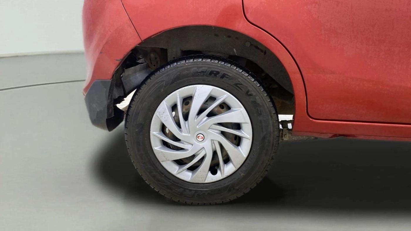 2015 Maruti Alto 800 LXI, Petrol, Manual, 41,672 km, Right Rear Wheel