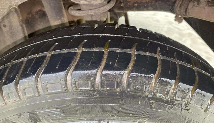2015 Maruti Alto 800 LXI, Petrol, Manual, 41,672 km, Left Rear Tyre Tread