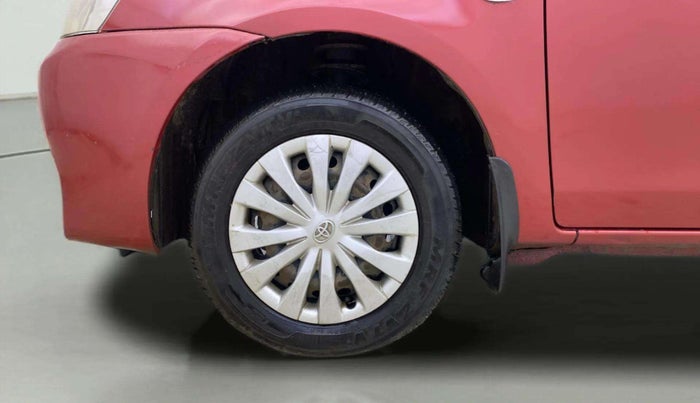 2013 Toyota Etios Liva G, Petrol, Manual, 78,202 km, Left Front Wheel