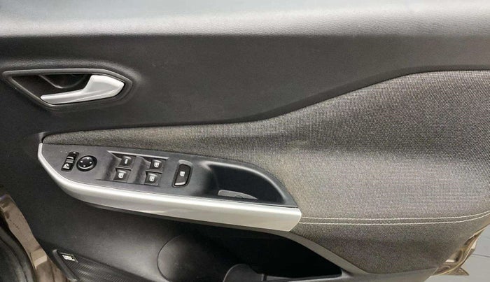 2022 Nissan MAGNITE XV PREMIUM TURBO CVT, Petrol, Automatic, 18,051 km, Driver Side Door Panels Control