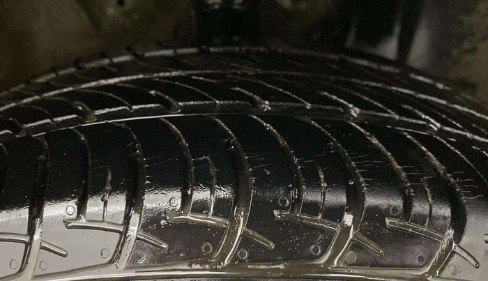 2021 Maruti New Wagon-R VXI 1.2, Petrol, Manual, 15,223 km, Right Front Tyre Tread