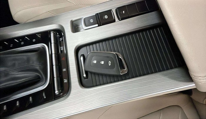 2023 MG HECTOR SHARP PRO 1.5 PETROL TURBO CVT PETROL, Petrol, Automatic, 3,394 km, Key Close Up