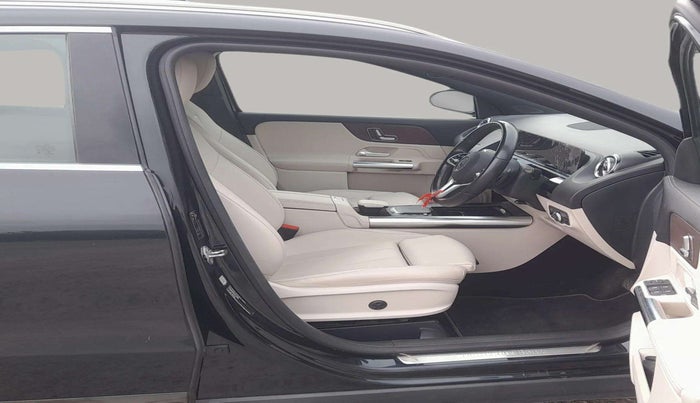 2022 Mercedes Benz GLA Class 220d, Diesel, Automatic, 17,328 km, Right Side Front Door Cabin