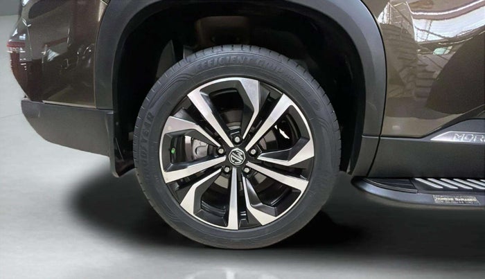 2023 MG HECTOR SMART PRO 1.5 TURBO MT PETROL, Petrol, Manual, 25,160 km, Right Rear Wheel