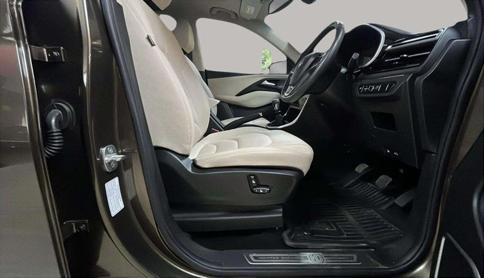 2023 MG HECTOR SMART PRO 1.5 TURBO MT PETROL, Petrol, Manual, 25,160 km, Driver Side Adjustment Panel