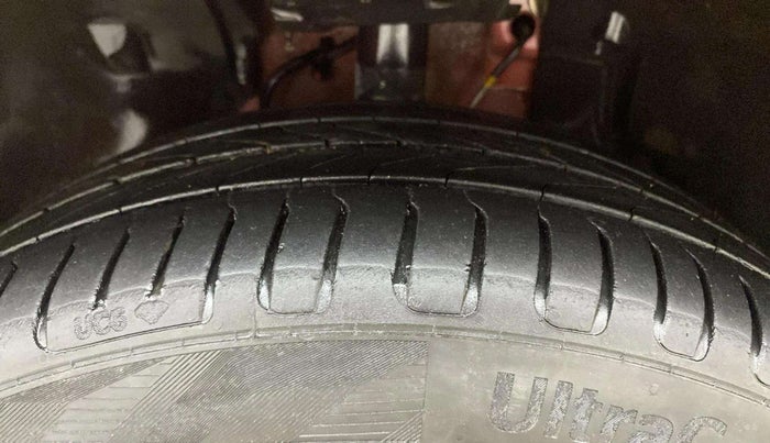 2021 Tata ALTROZ XZ PETROL, Petrol, Manual, 88,639 km, Left Front Tyre Tread