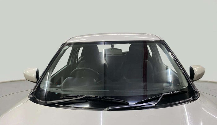 2019 Maruti Swift VDI, Diesel, Manual, 30,614 km, Front Windshield