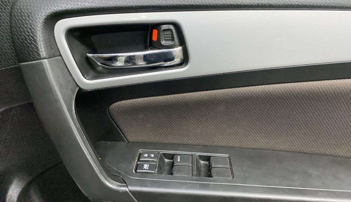2021 Toyota URBAN CRUISER PREMIUM GRADE AT, Petrol, Automatic, 42,710 km, Driver Side Door Panels Control