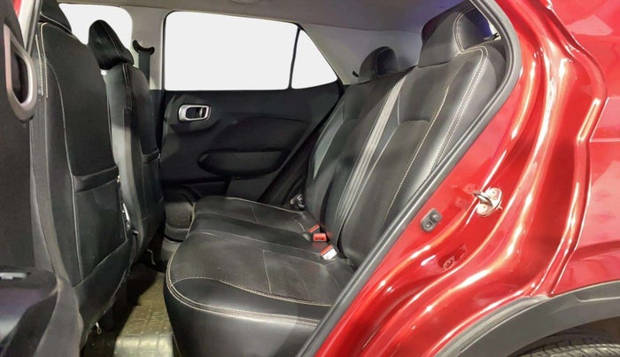 2022 Hyundai VENUE S 1.2, Petrol, Manual, 17,609 km, Right Side Rear Door Cabin