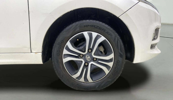2020 Tata Tiago XZ PETROL, CNG, Manual, 21,030 km, Right Front Wheel