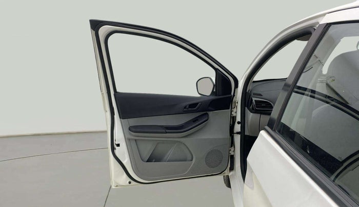 2020 Tata Tiago XZ PETROL, CNG, Manual, 21,030 km, LHS Front Door