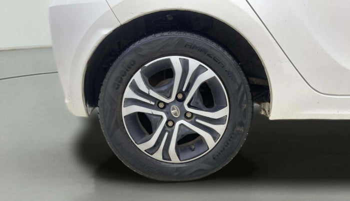 2020 Tata Tiago XZ PETROL, CNG, Manual, 21,030 km, Right Rear Wheel