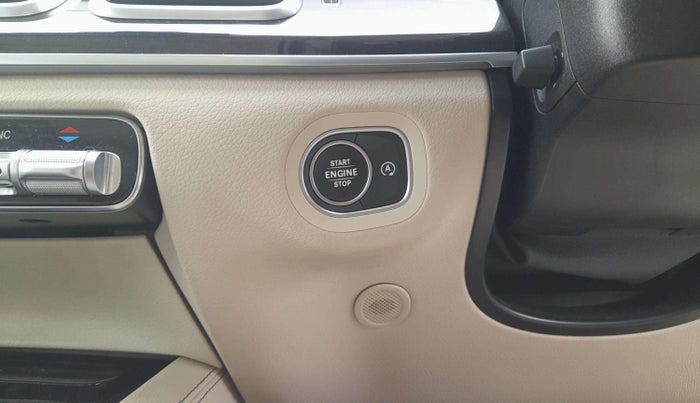 2022 Mercedes Benz GLS 400D 4MATIC , Diesel, Automatic, 24,190 km, Keyless Start/ Stop Button