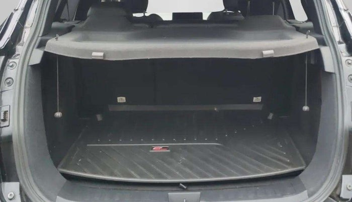 2023 Tata Harrier XZA PLUS O DARK EDITION, Diesel, Automatic, 11,544 km, Boot Inside