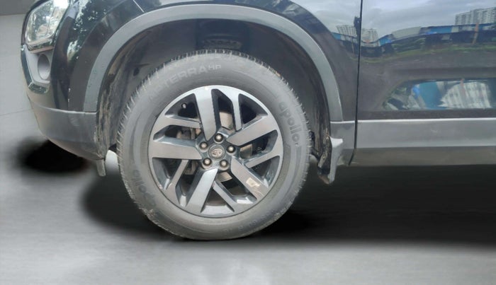 2023 Tata Harrier XZA PLUS O DARK EDITION, Diesel, Automatic, 11,544 km, Left Front Wheel